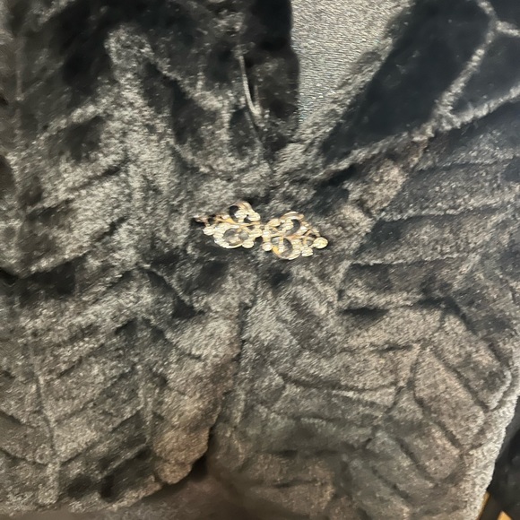 Faux fur - Picture 2 of 5